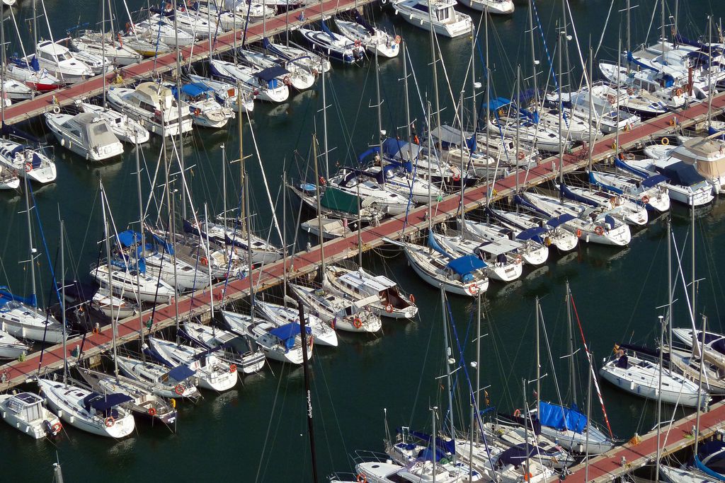 Construction of a new fish market to guarantee the future of fishing activity in Barcelona, this will house the first energy community of the Port of Barcelona, producing and managing its own energy from renewable sources. New Fisher's Market