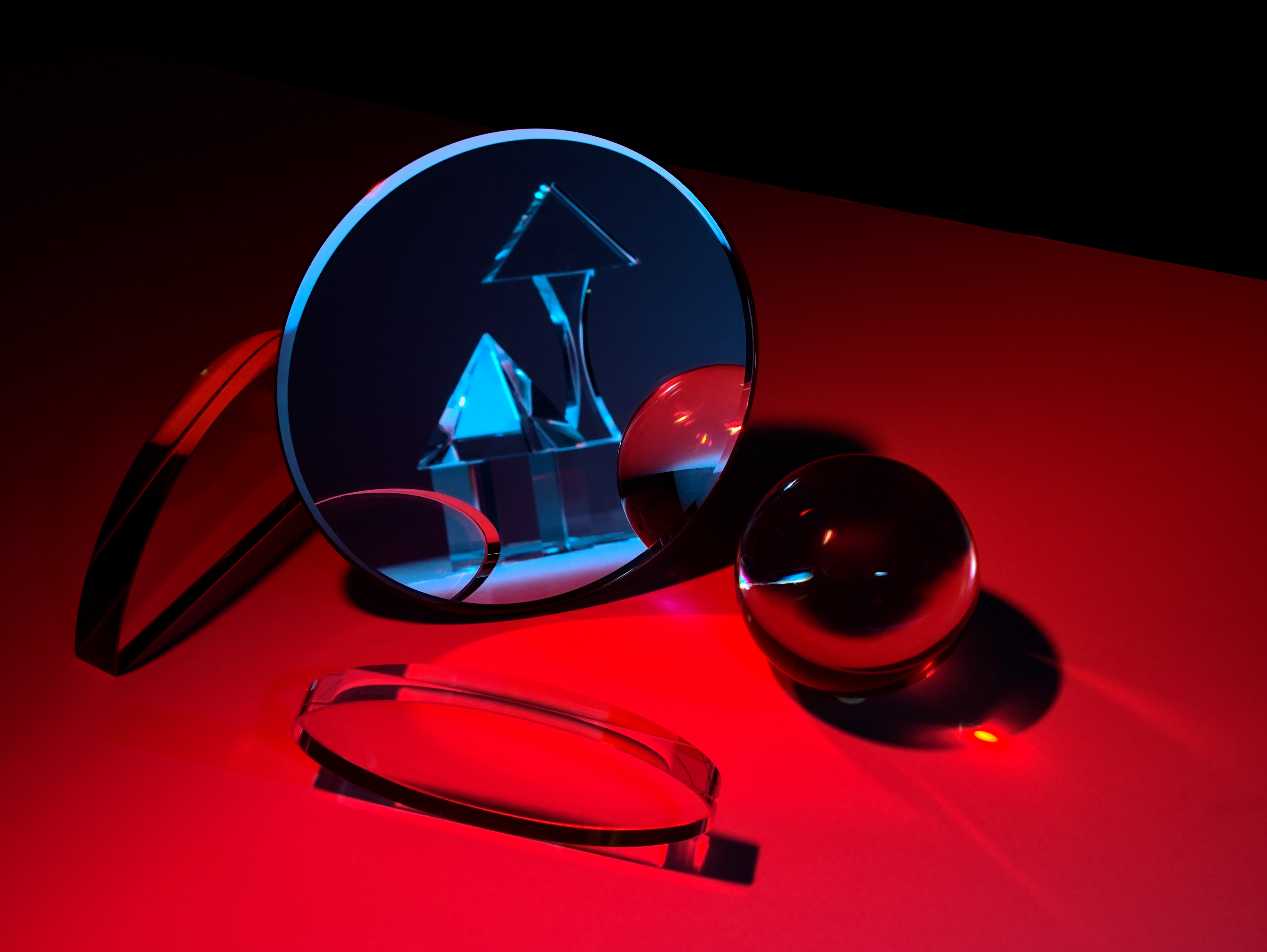 International multidisciplinary technological congress that explores the limits of creativity. It brings together people from the worlds of art, music, film, design and science to participate in a programme focused on inspiration, creativity and networking. Sónar+D